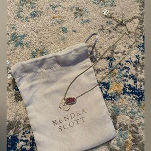 Kendra Scott Necklace